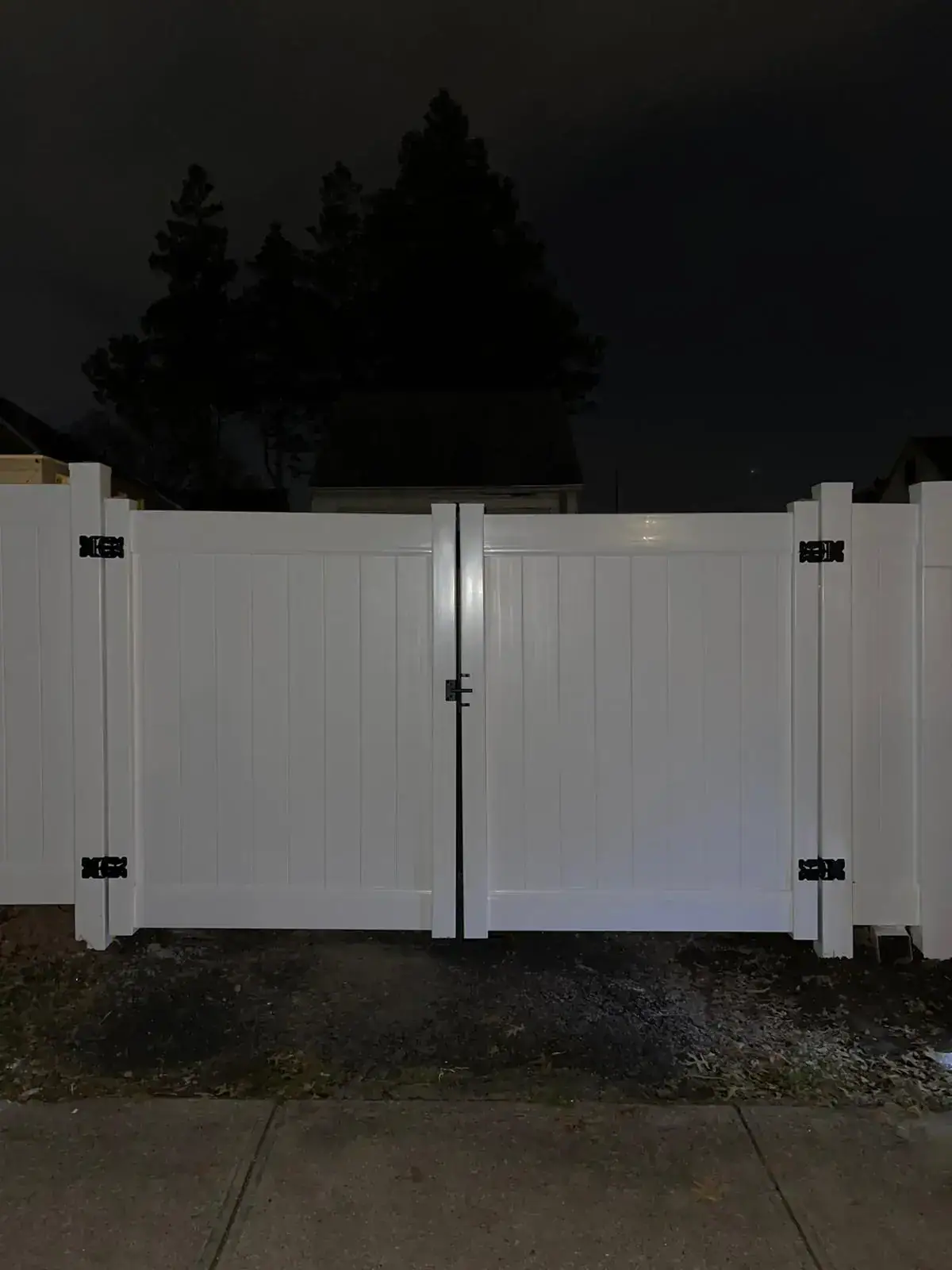 White vinyl double drive gate